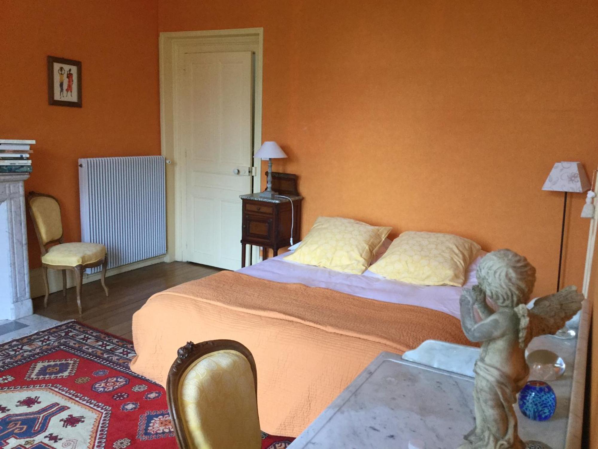 ชาโต เด เซสซาร์ด Bed & Breakfast ลองเฌส์ ห้อง รูปภาพ